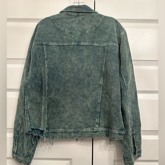 NWOT POL HUNTER GREEN BUTTON DOWN DISTRESSED HEM CORDUROY JACKET - Picture 8 of 8